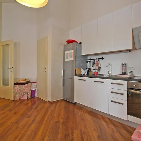 Sanja 2263 Apartment